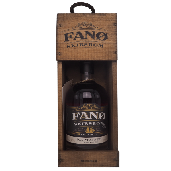 Fanø Skibsrom Kaptajnen 70 cl - Bottle Hero